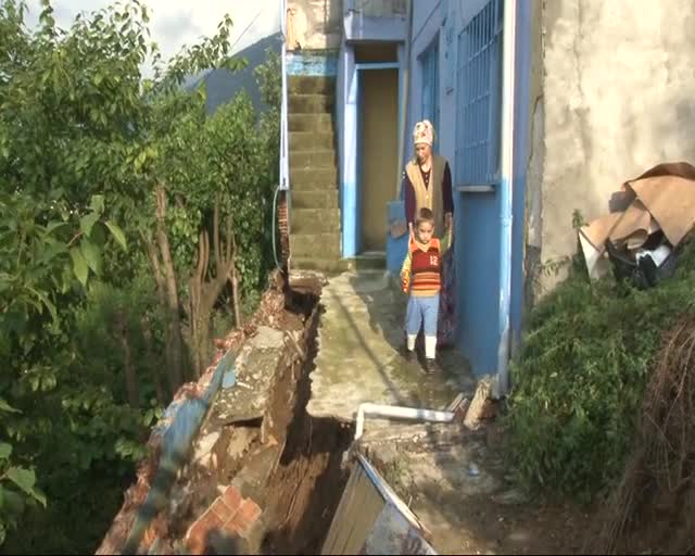 Bursa'da bu mahalle yağmurdan korkar oldu!
