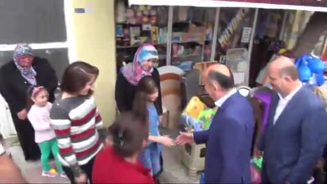 Bakanın küçük kızla sohbeti