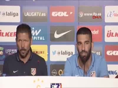 Arda Turan Barcelona'ya transfer oldu