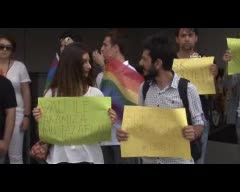 Bursa'da LGBTİ'li gruba taşlı saldırı