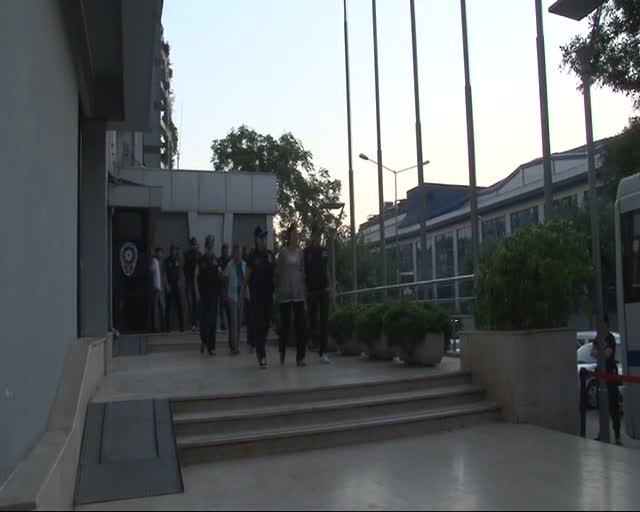 Bursa'da YDG-H zanlıları adliyeye sevk edildi