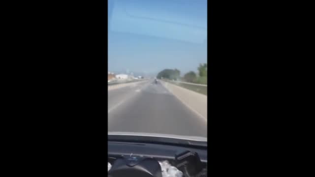 Bursa'da motosiklet sürücüsü tehlike saçtı!