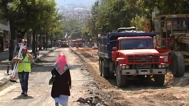Bursa'da doğalgaz borusunu patladı esnaf bomba sandı