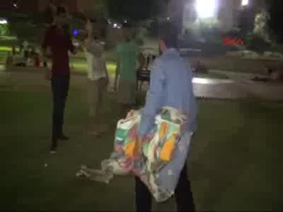 Deprem oldu, halk hastanelere akın etti