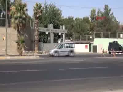 Silopi'de nöbet kulübesine bombalı saldırı: 2 asker yaralı