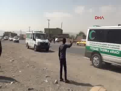 13 YPG'li cenazesi ailelere teslim ediliyor
