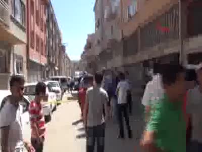 Sokak ortasında kadın cinayeti