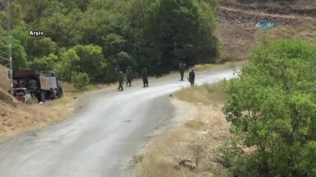 PKK'lı teröristler asker kaçırdı