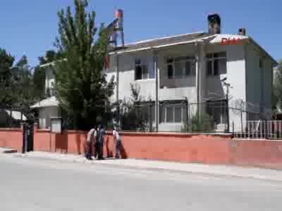 PKK'dan Askerlik Şubesine saldırdı