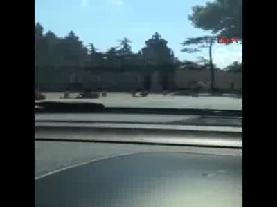 Dolmabahçe'deki çatışma anı kamerada