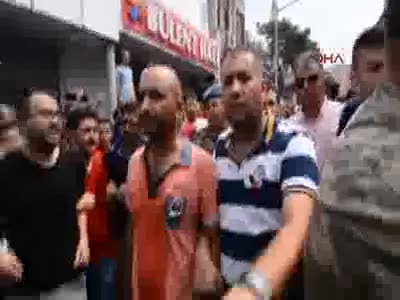Şehit Jandarma Yüzbaşı Ali Kalkan'ın cenaze töreninde şehidin abisi isyan etti!