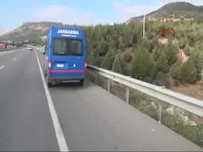 Daha dün evlenmişlerdi