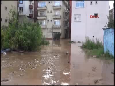 Felaketin yaşandığı Hopa'dan gündüz görüntüleri