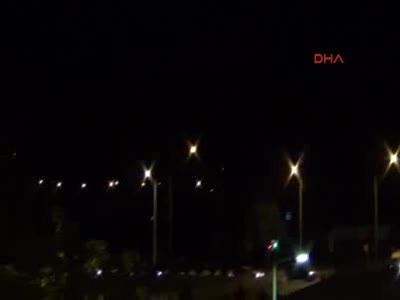 Bingöl'de polis aracına roketatarlı saldırı: 2 polis yaralı