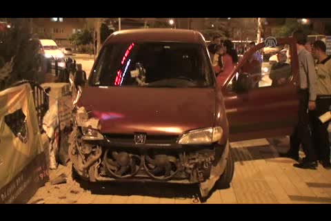 Bursa İnegöl'de 2 ayrı trafik kazasında 4 kişi yaralandı!