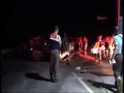 Yol çalışması zincirleme kazaya yol açtı