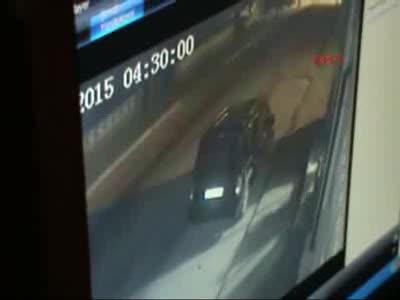 Bursa'da market hırsızları kameraya yakalandı
