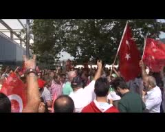 Bursa şehitler için ayakta!