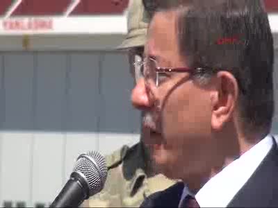 Başbakan Dağlıca şehitleri için ağladı