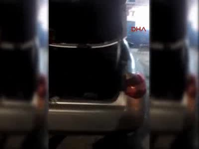 Yedek lastikten 8 kilo eroin çıktı