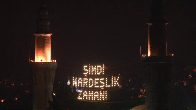 Bursa'da Ulu Camii'den kardeşlik mesajı!