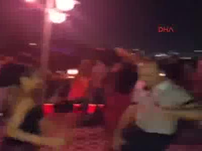 Salsa partisinde feci ölüm!