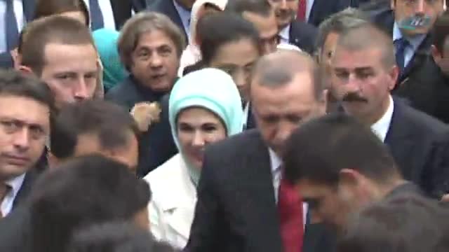 Cumhurbaşkanı mezun olduğu ilkokulda