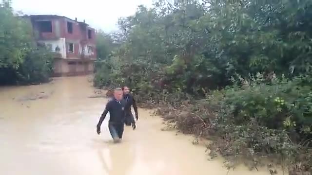 Gemlik'te selde mahsur kaldılar -3