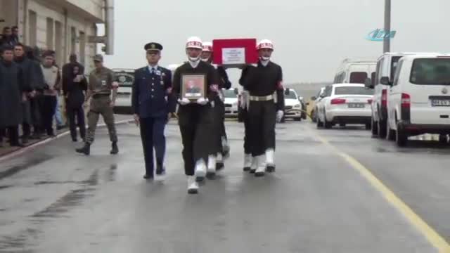 Şehit astsubay son yolculuğuna uğurlandı