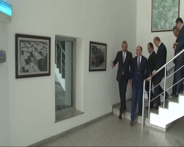 Müezzinoğlu Bursa Karacabey'de açılışa katıldı