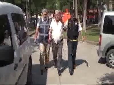 Para karşılığı ilişkiye girdiği kadını erkeklere pazarlamış