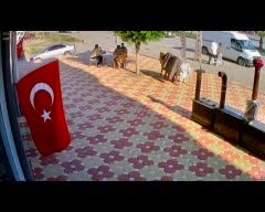 Hamile kadının hayatını kaybettiği kaza anı güvenlik kamerasında