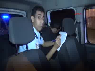 Adana'da 3 gün üst üste silahlı gasp yapan 2 şüpheli polis kovalamacası sonrası yakalandı
