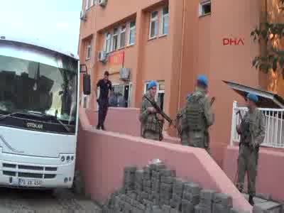 Iğdır'da 3 DBP'li belediye başkanı tutuklandı