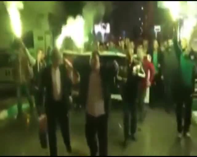 Bursa'da down sendromlu gence arkadaşlarından büyük sürpriz