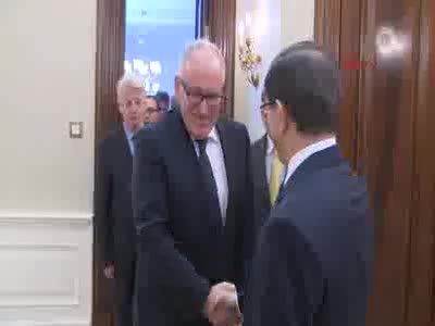Davutoğlu  AB Komisyonu Başkan Yardımcısı Frans Timmermans'ı kabul etti
