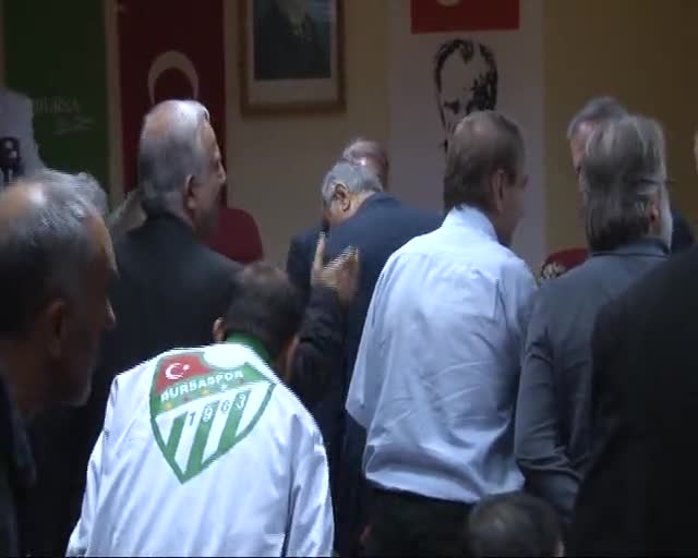 Efkan Ala Bursa Kapalıçarşı esnaflarıyla buluştu
