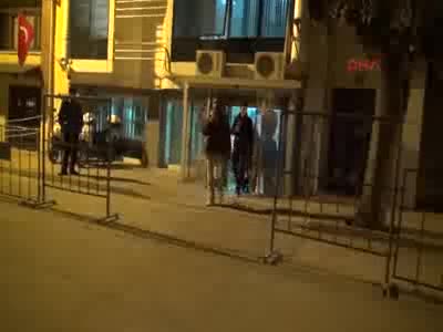 Eşini öldürüp, polisi aradı