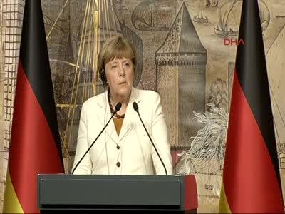 Merkel ve Davutoğlu ortak basın toplantısı düzenledi
