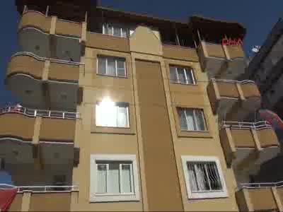 Eşi ve torununu öldürdü, gelinini yaralayıp intihar etti