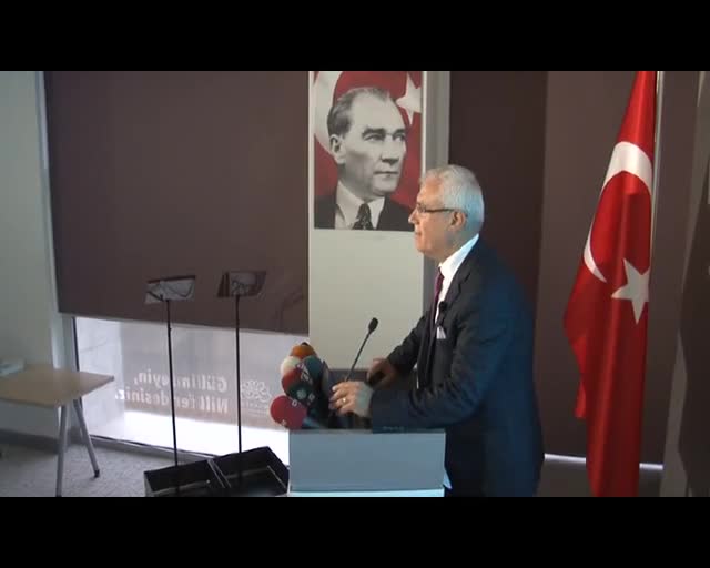Bozbey'den Hazine'ye : "1 Kasım'a kadar çözün!"