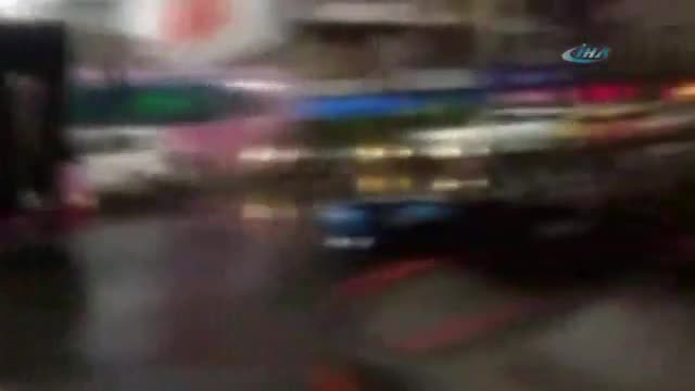 Dikkatsiz motosikletliler böyle çarpıştı
