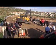 Toprak altından kurtarılmaya çalışılan işçi öldü