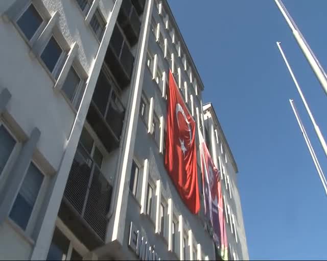Bursa'da terör operasyonunda yakalananlar emniyete sevk edildi