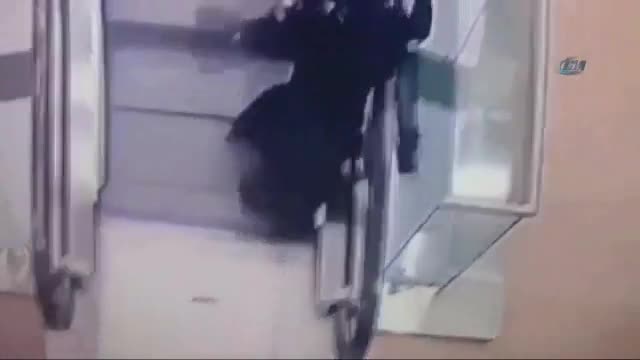 Rusya'da bir yürüyen merdiven kazası daha