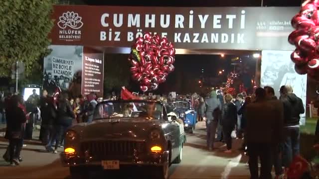 Binlerce Bursalı Nilüfer'de "Cumhuriyet Benim" dedi!