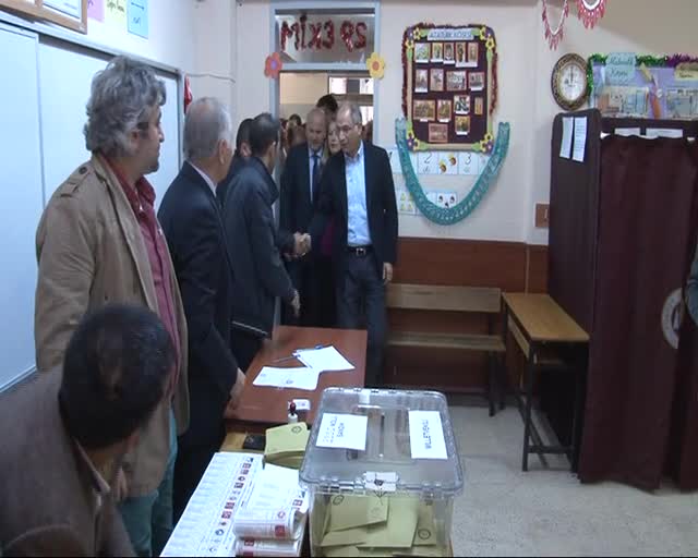 Efkan Ala oyunu kullandı