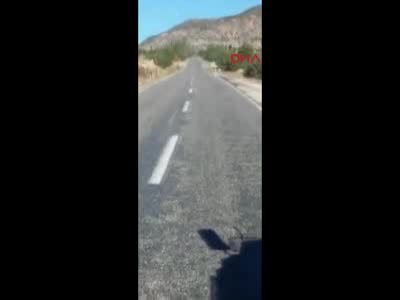 Lice Karayolu'nda 2 PKK mayını imha edildi