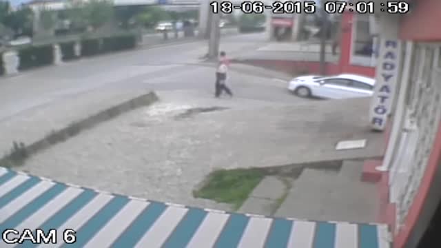 Bursa'da eşini gözleri önünde kaybetti