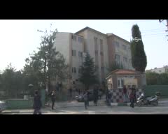 Bursa'da öğretmeni dövdü, müdür yardımcısına palayla saldırdı!